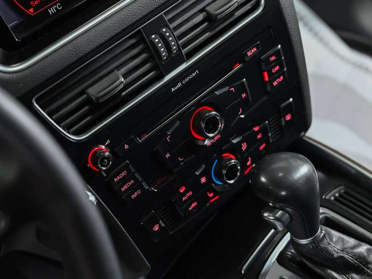 Б/У Ауди К5 2011 года. Фото: #12