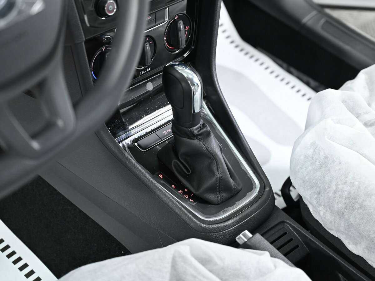 Б/У Фольксваген Бора 2022 года. Фото: #10