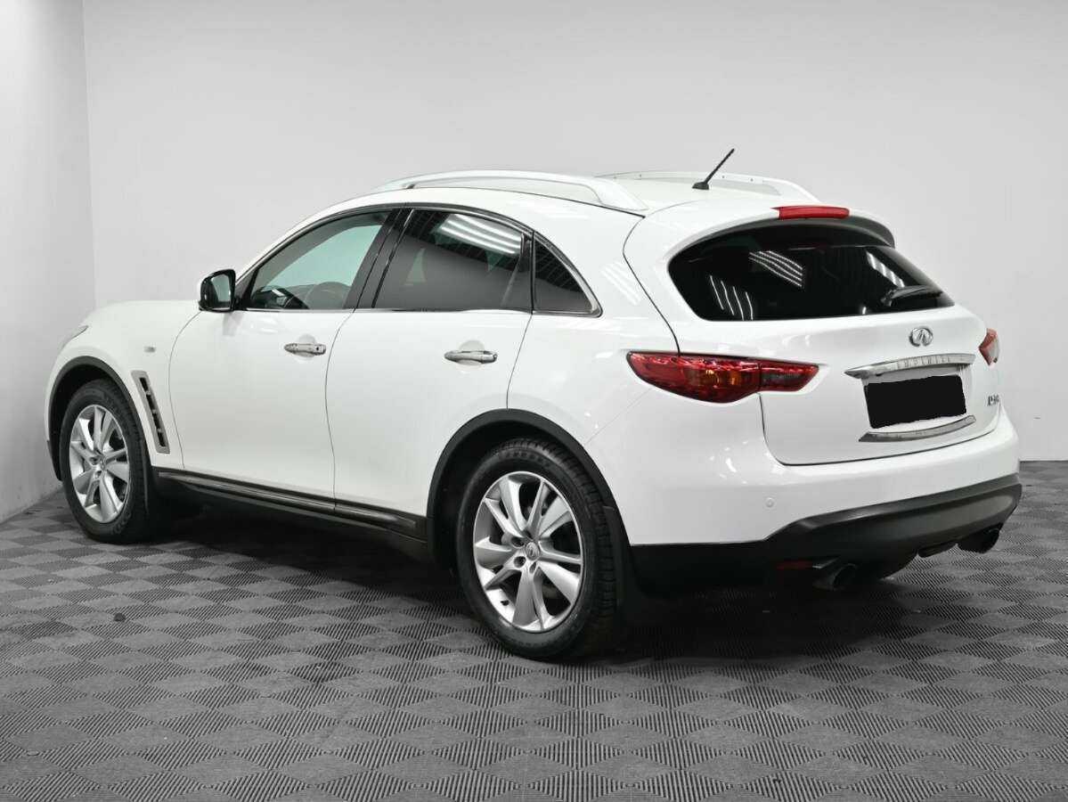 Б/У Инфинити Ф-Икс 2012 года. Фото: #3