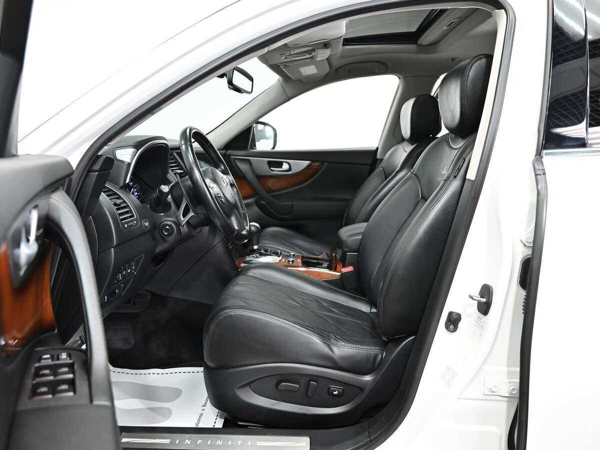 Б/У Инфинити Ф-Икс 2012 года. Фото: #7
