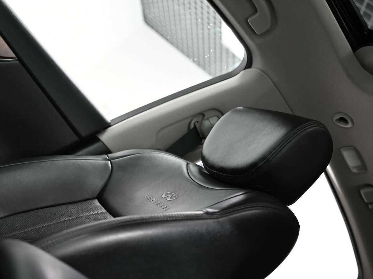 Б/У Инфинити Ф-Икс 2012 года. Фото: #15