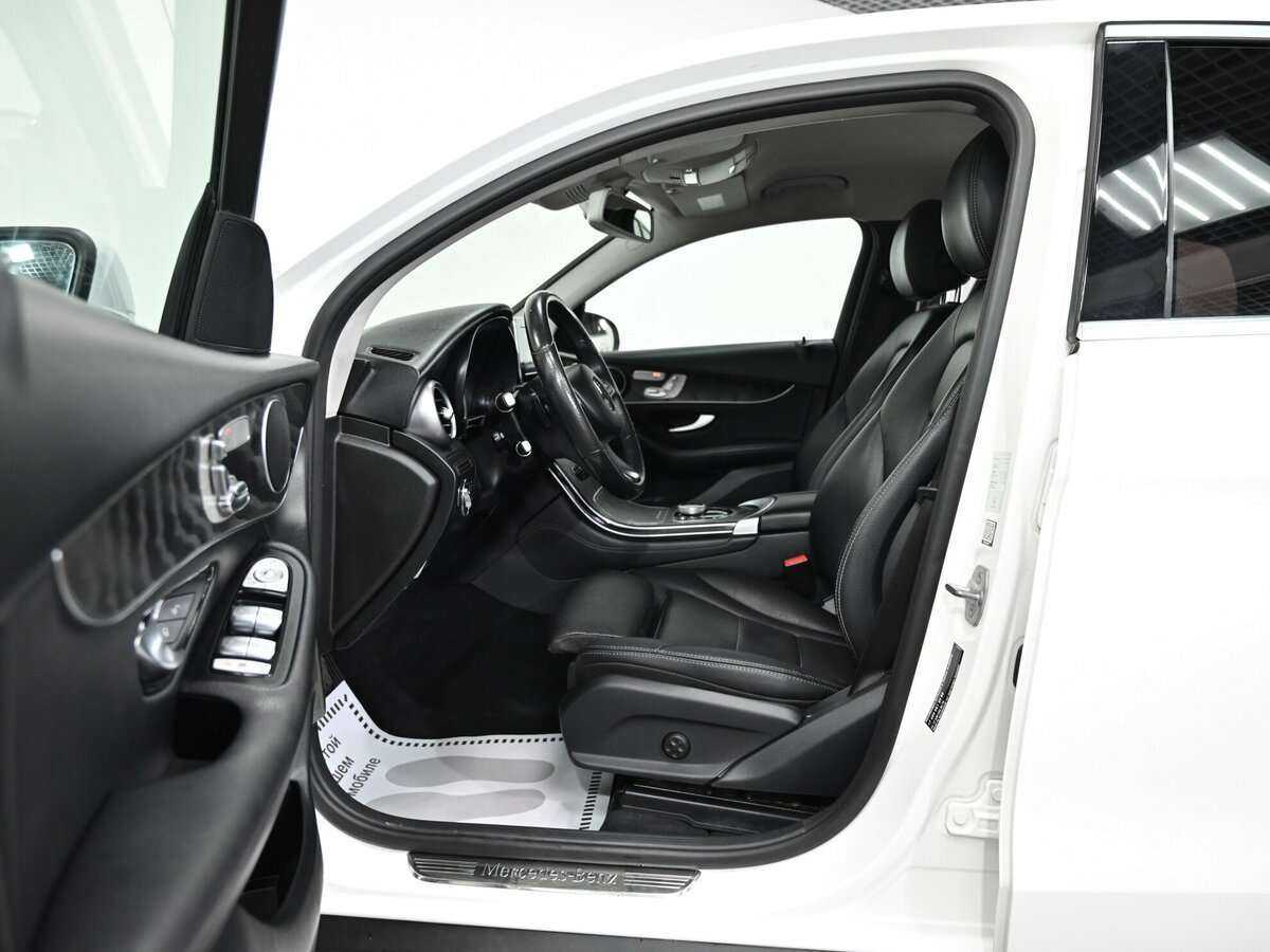 Б/У Мерседес-Бенц ГЛЦ Купе 2018 года. Фото: #4