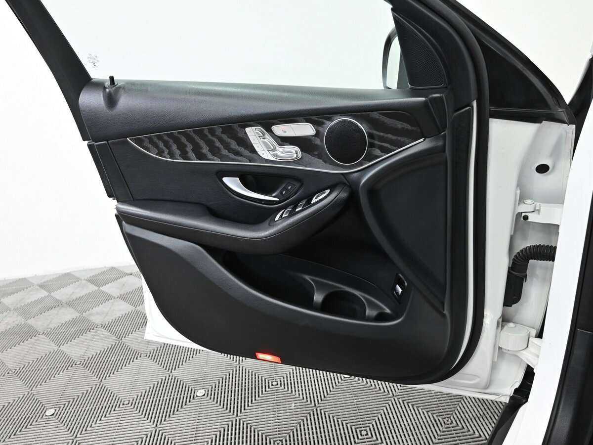 Б/У Мерседес-Бенц ГЛЦ Купе 2018 года. Фото: #15