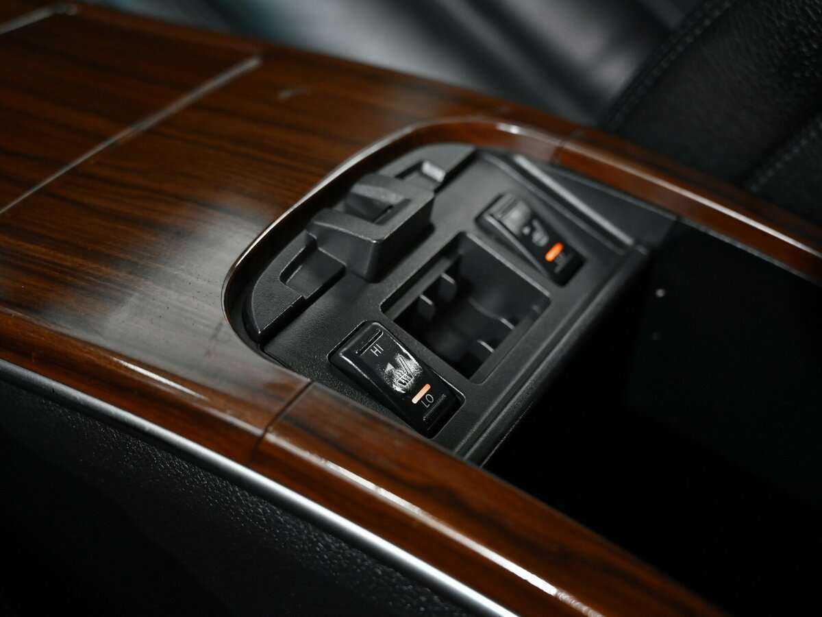 Б/У Ниссан Теана 2010 года. Фото: #11