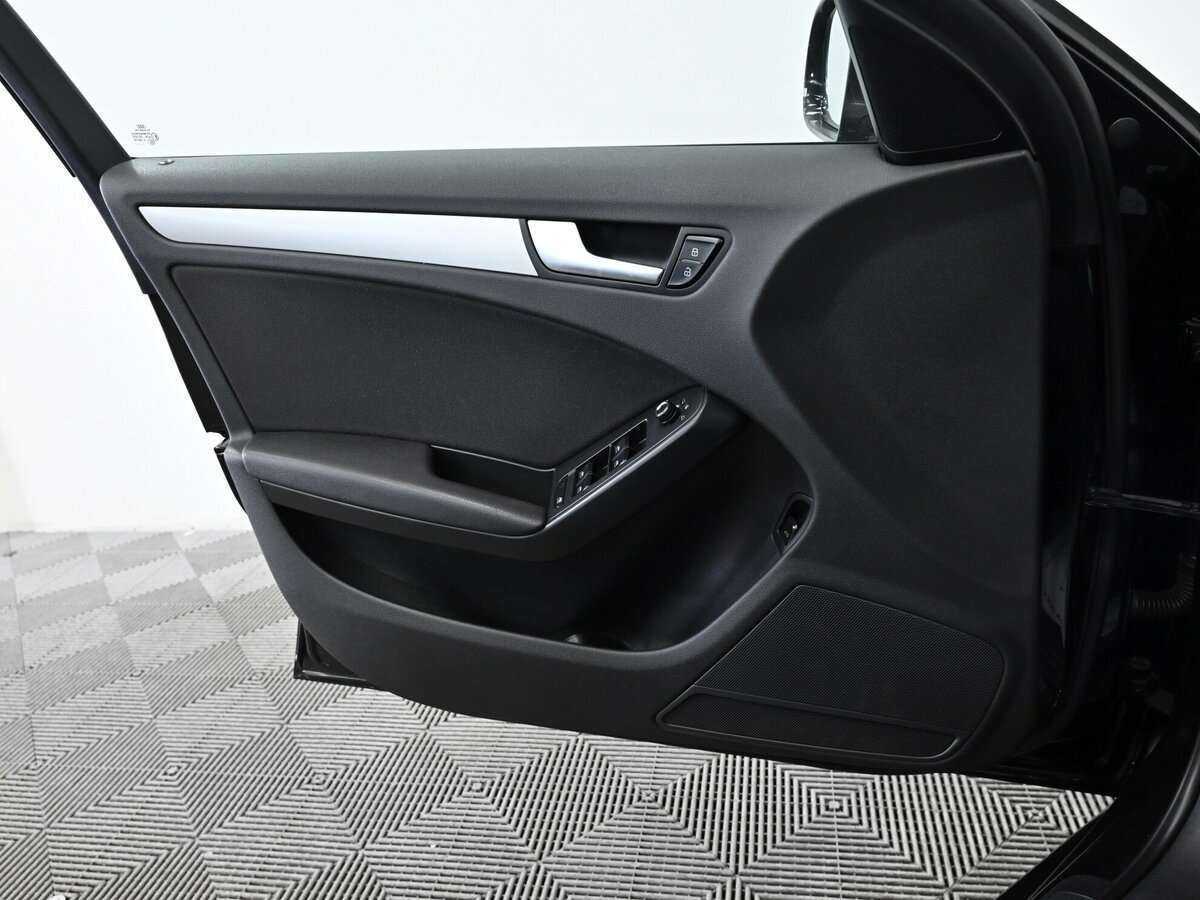 Б/У Ауди А4 2011 года. Фото: #7