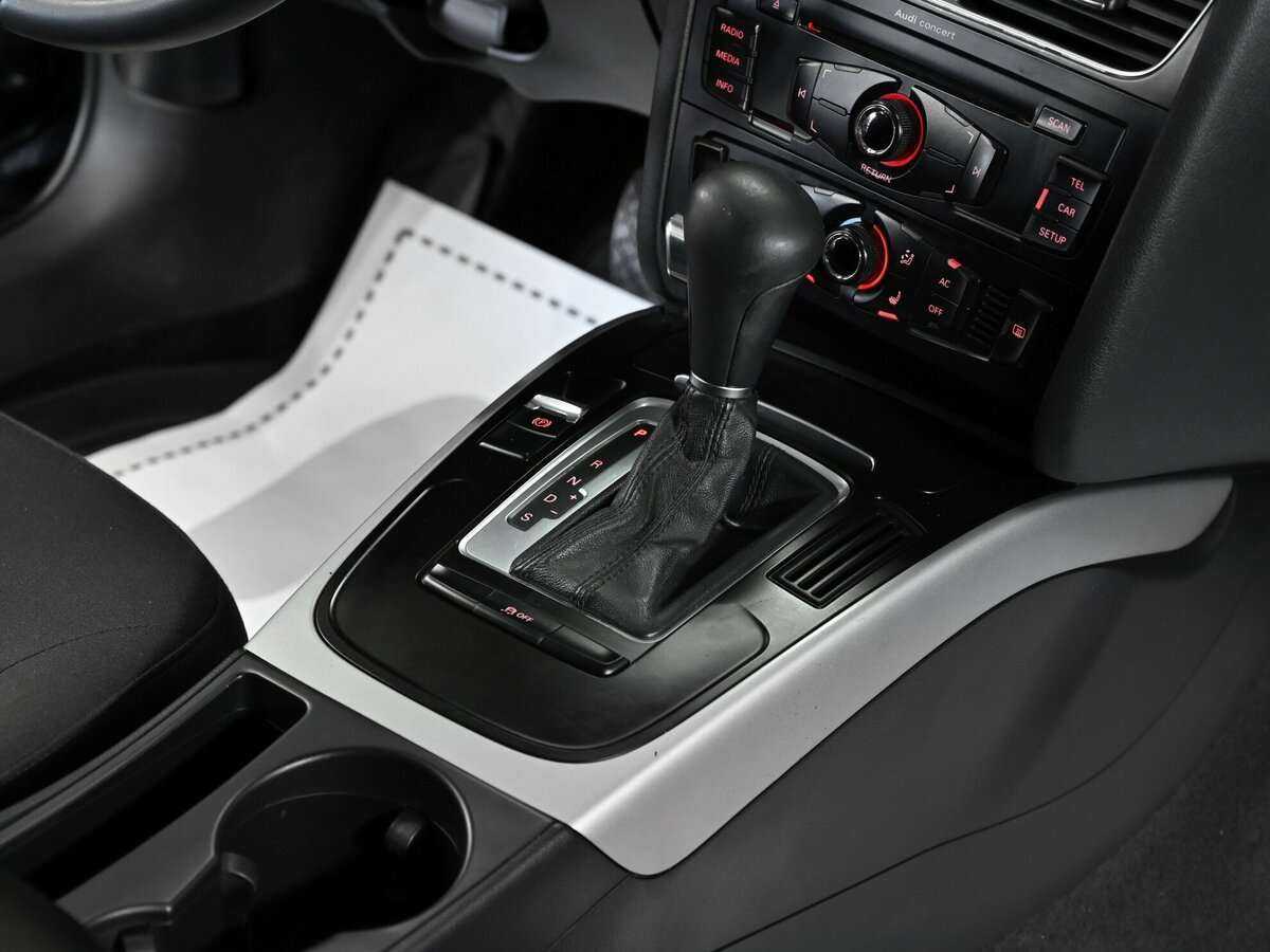 Б/У Ауди А4 2011 года. Фото: #9