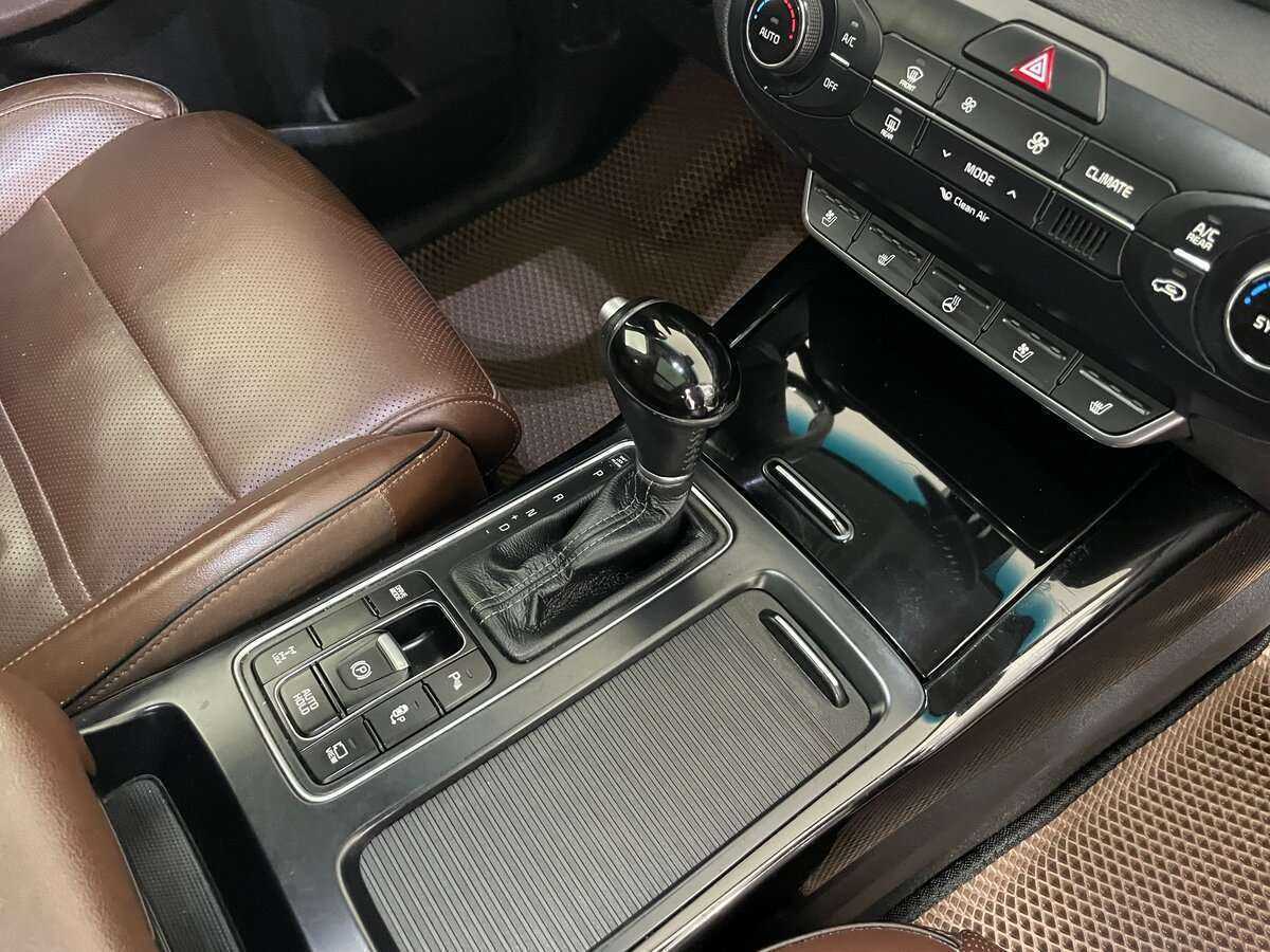 Б/У Киа Соренто 2016 года. Фото: #15