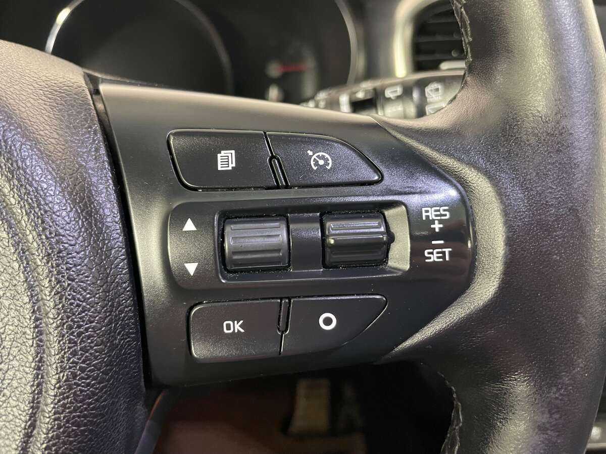 Б/У Киа Соренто 2016 года. Фото: #17