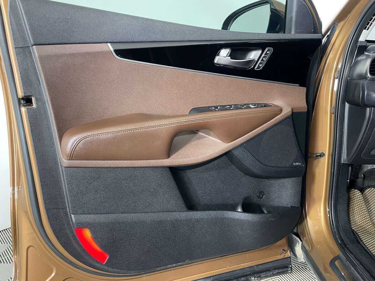 Б/У Киа Соренто 2016 года. Фото: #24