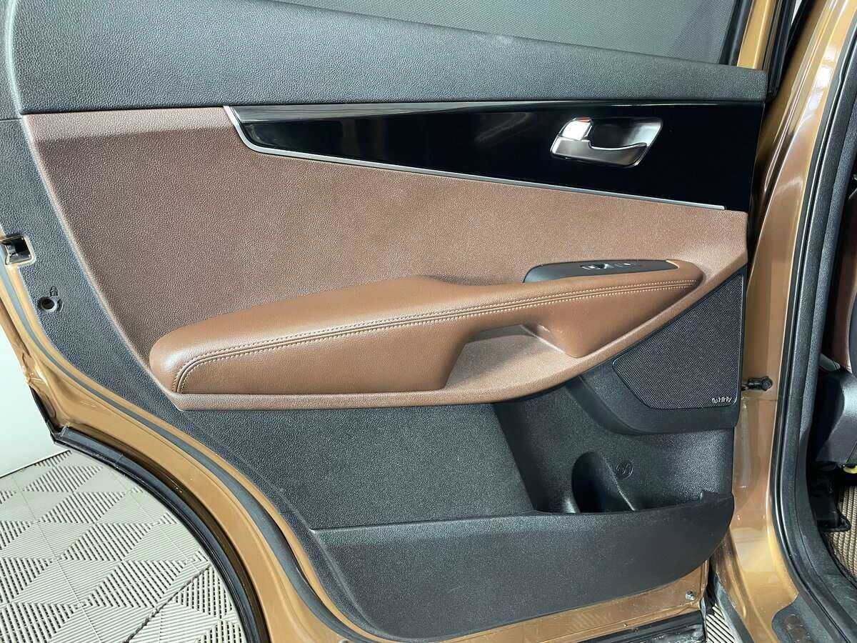 Б/У Киа Соренто 2016 года. Фото: #25