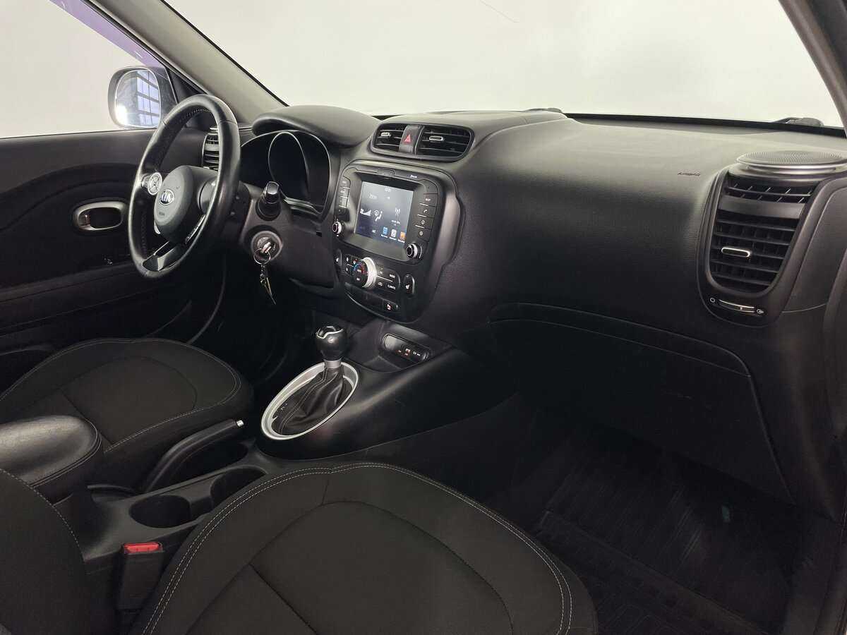 Б/У Киа Соул 2018 года. Фото: #9