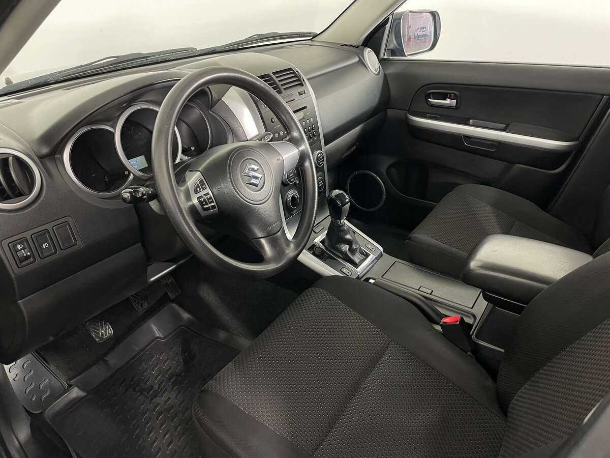 Б/У Сузуки Гранд Витара 2008 года. Фото: #6