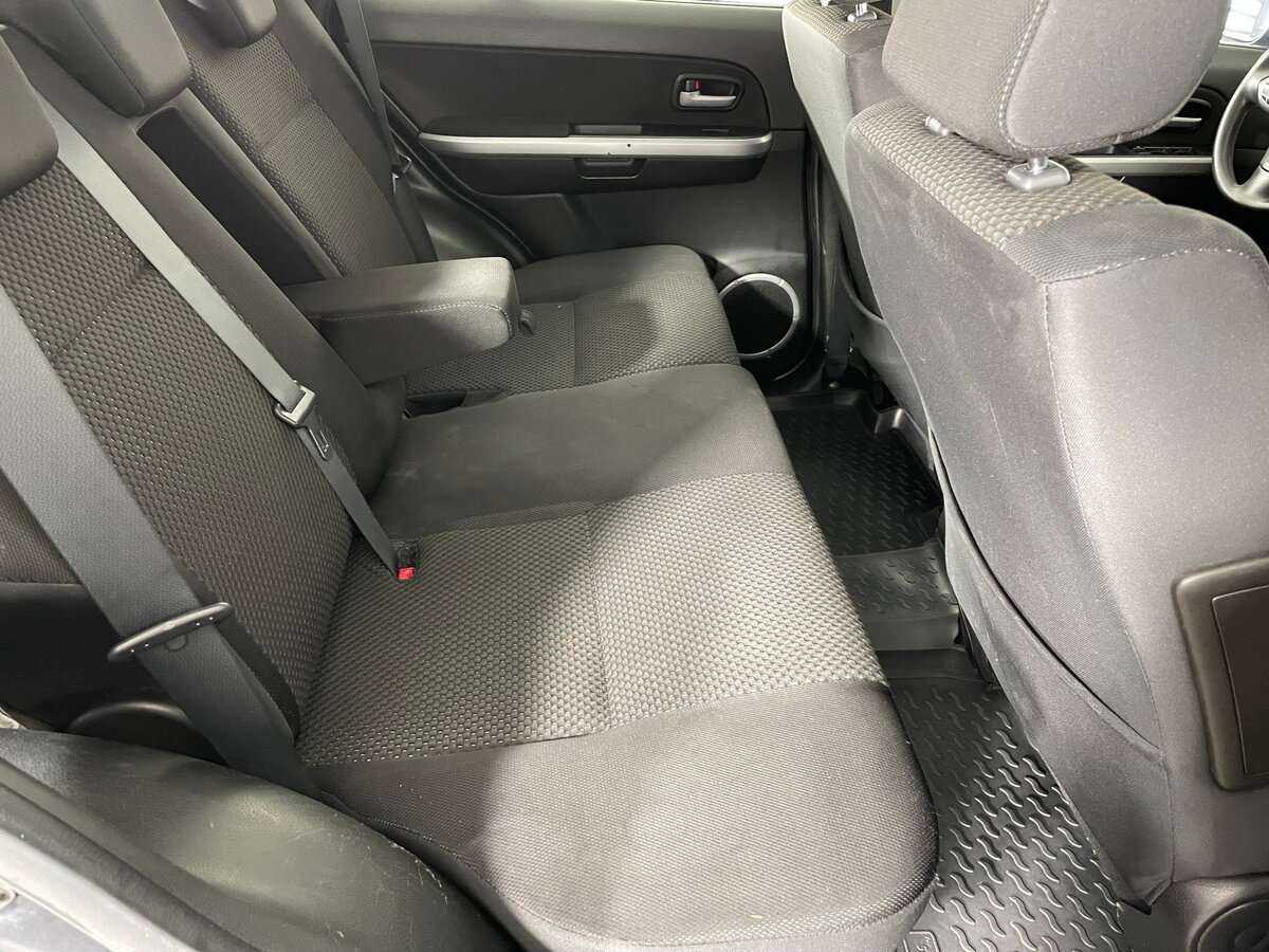 Б/У Сузуки Гранд Витара 2008 года. Фото: #18