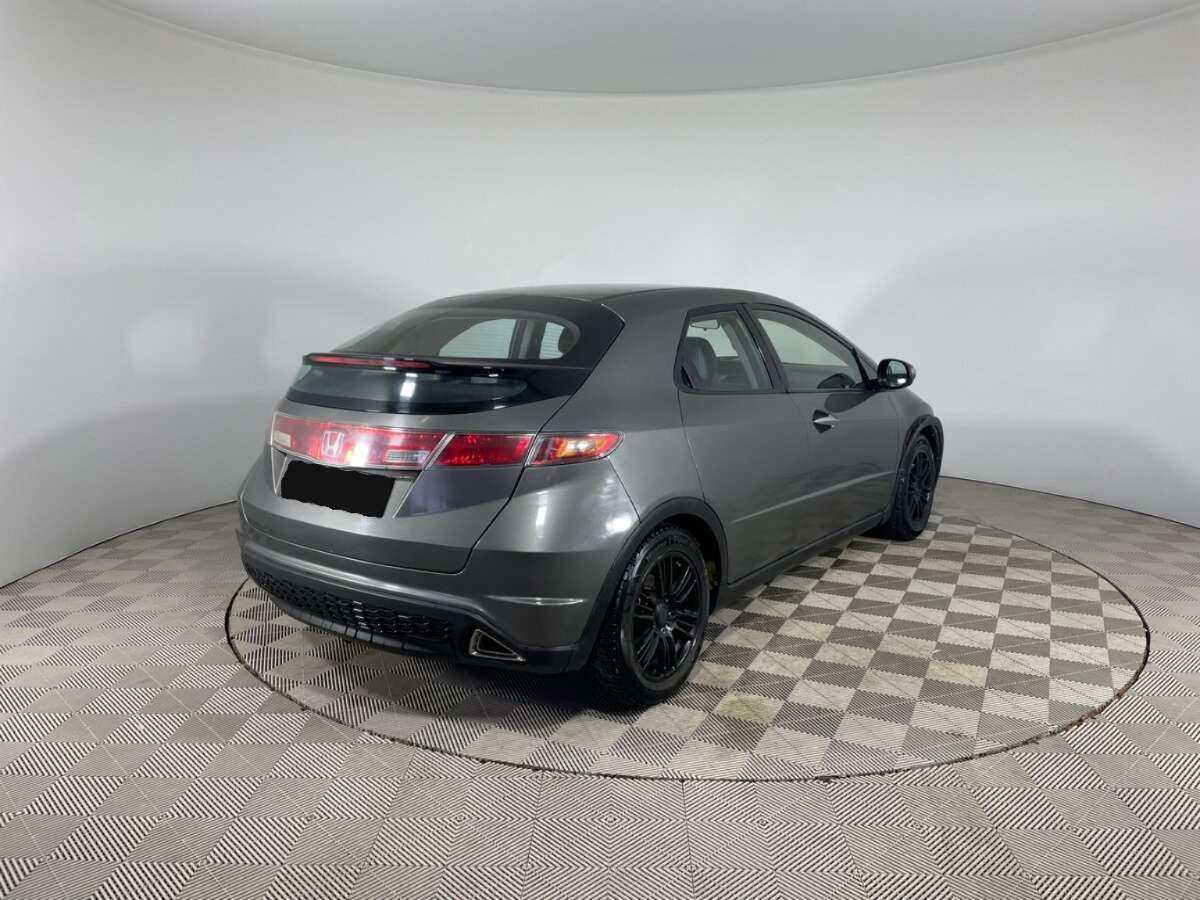 Б/У Хонда Цивик 2007 года. Фото: #4