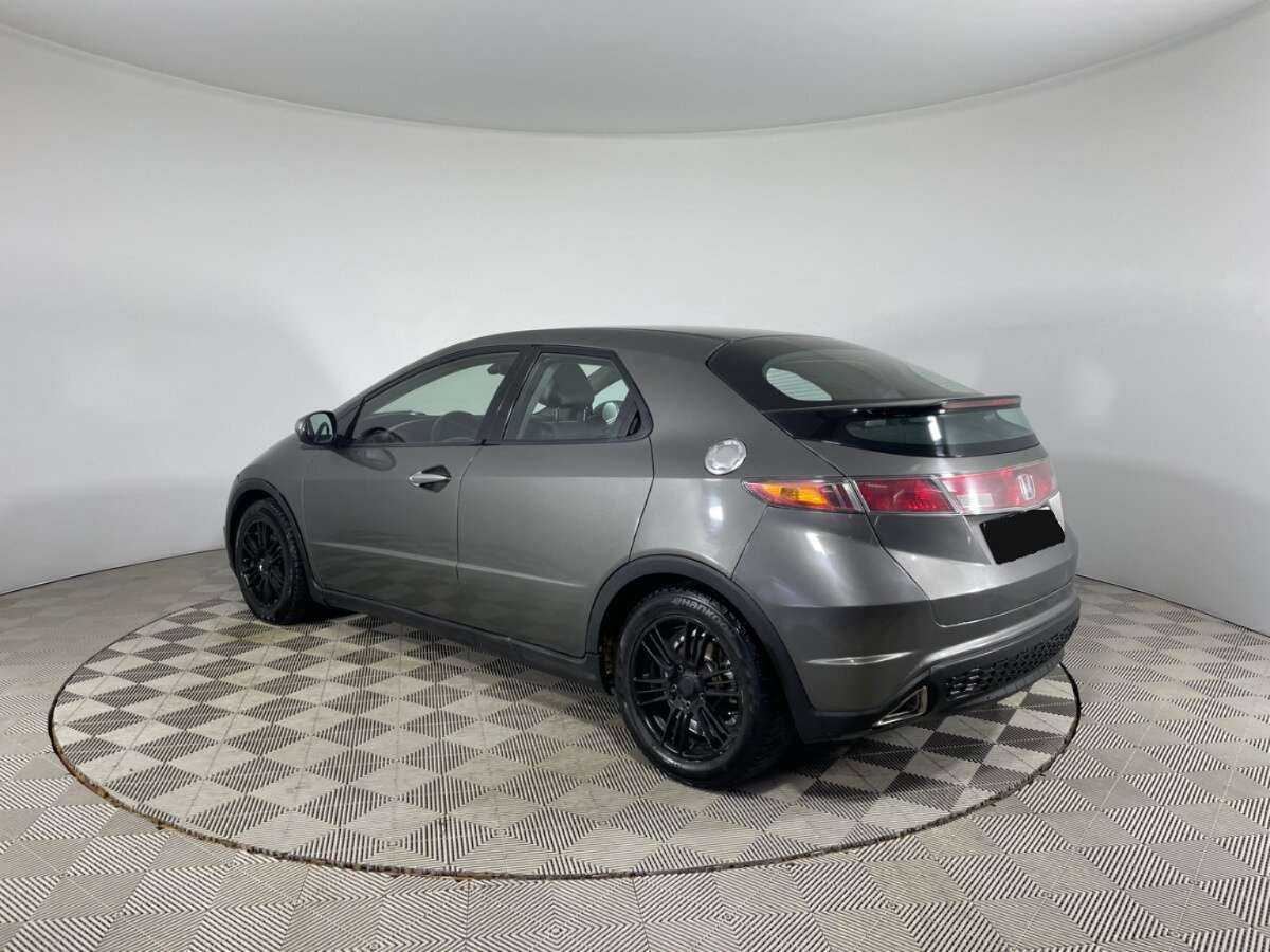 Б/У Хонда Цивик 2007 года. Фото: #6