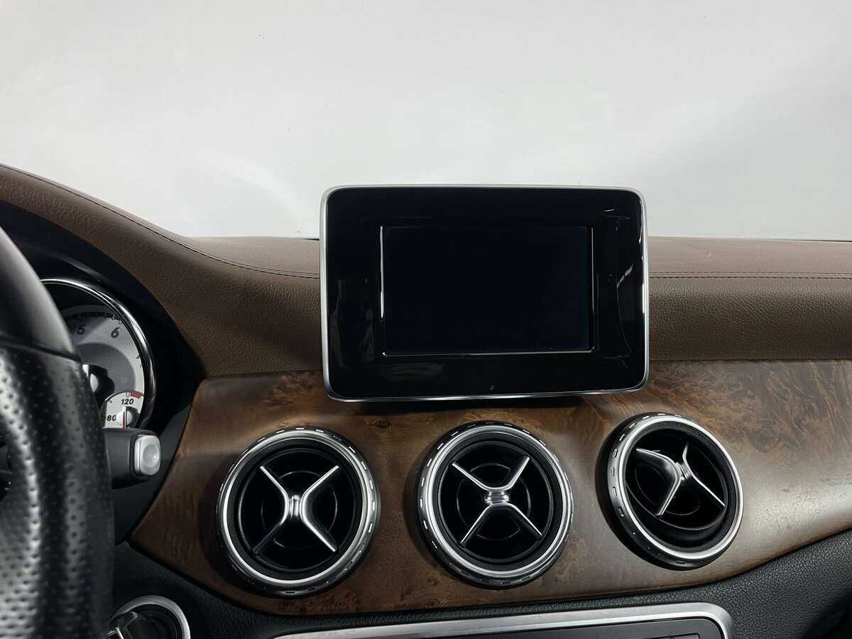 Б/У Мерседес-Бенц ГЛА 2014 года. Фото: #16