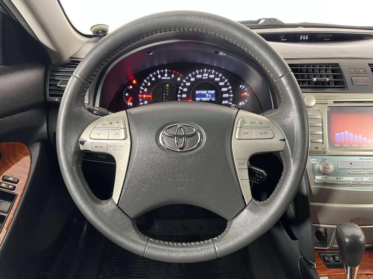 Б/У Тойота Камри 2008 года. Фото: #10