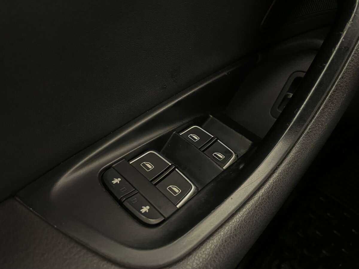 Б/У Ауди А6 2014 года. Фото: #22