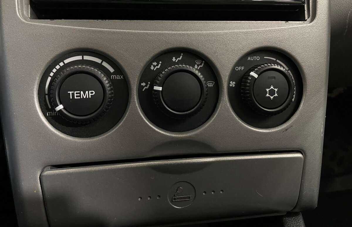 Б/У Лада (ВАЗ) Приора 2012 года. Фото: #13