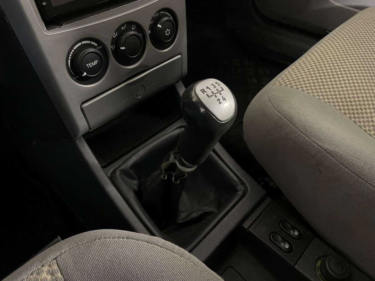 Б/У Лада (ВАЗ) Приора 2012 года. Фото: #16