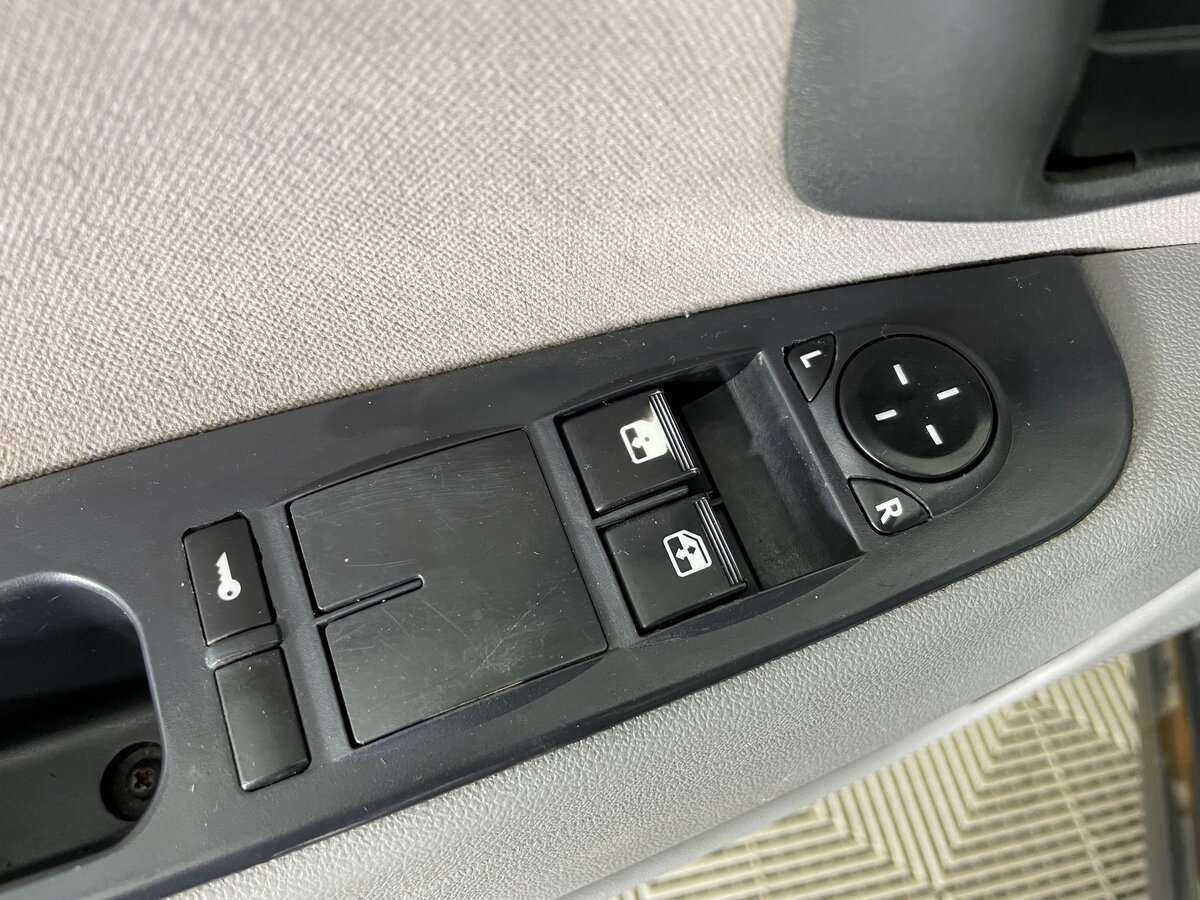 Б/У Лада (ВАЗ) Приора 2008 года. Фото: #15