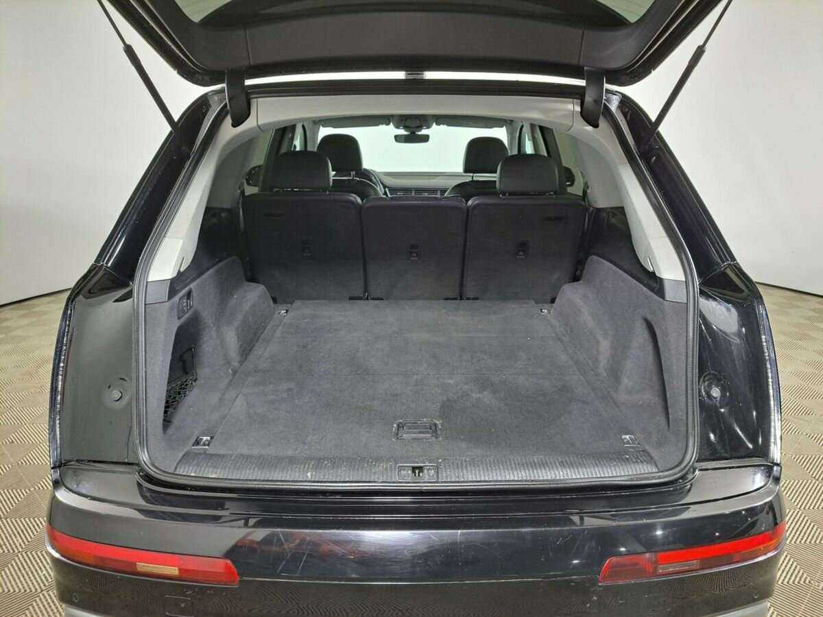 Б/У Ауди К7 2017 года. Фото: #8