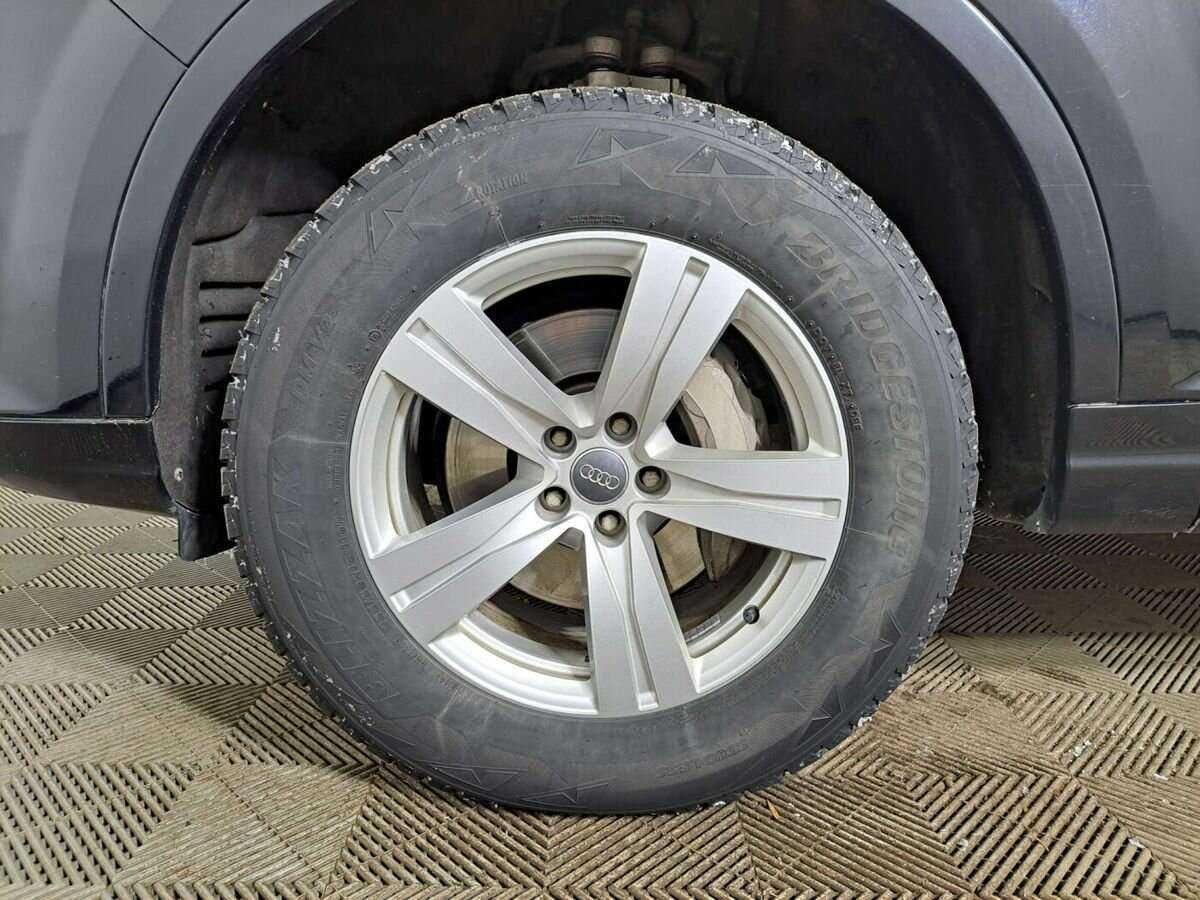 Б/У Ауди К7 2017 года. Фото: #16