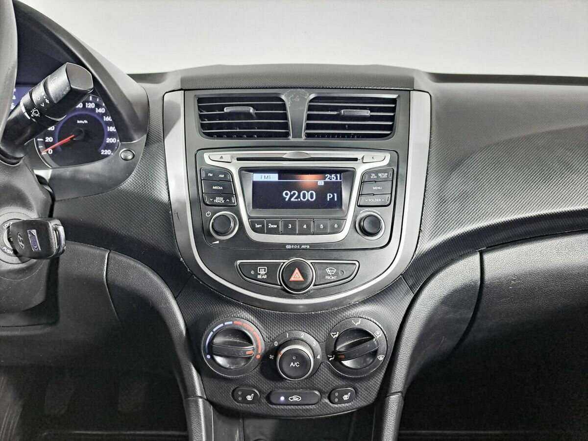 Б/У Хендай Солярис 2014 года. Фото: #11