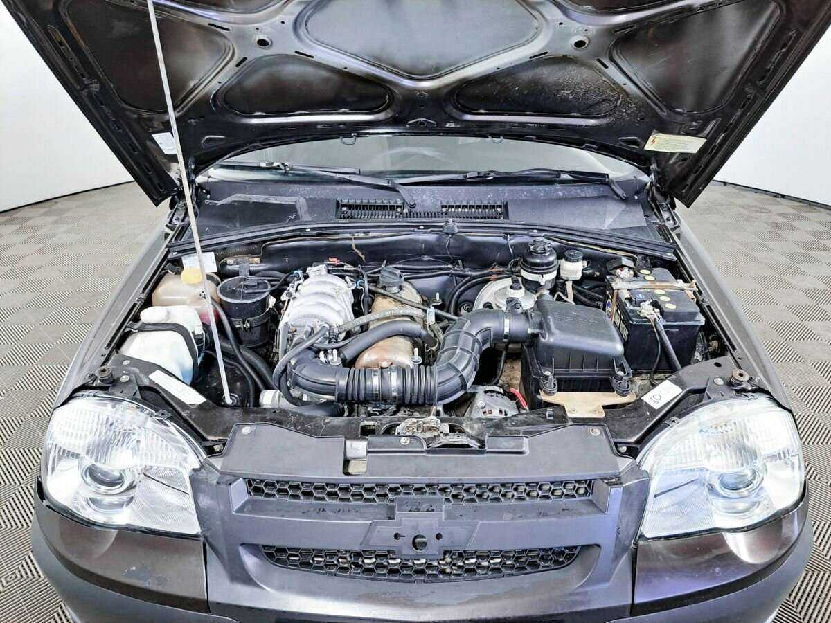 Б/У Шевроле Нива 2011 года. Фото: #8