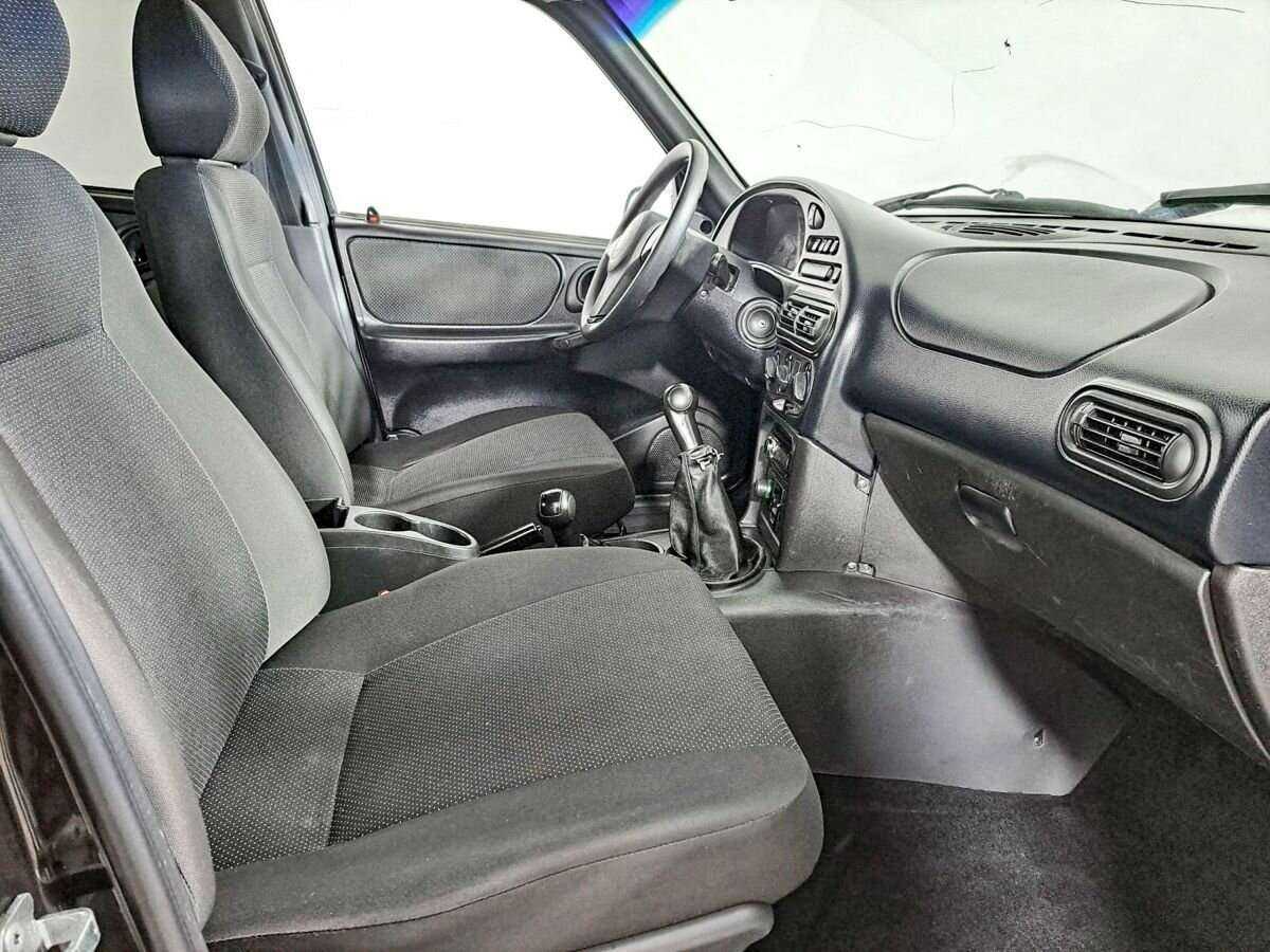 Б/У Шевроле Нива 2011 года. Фото: #10