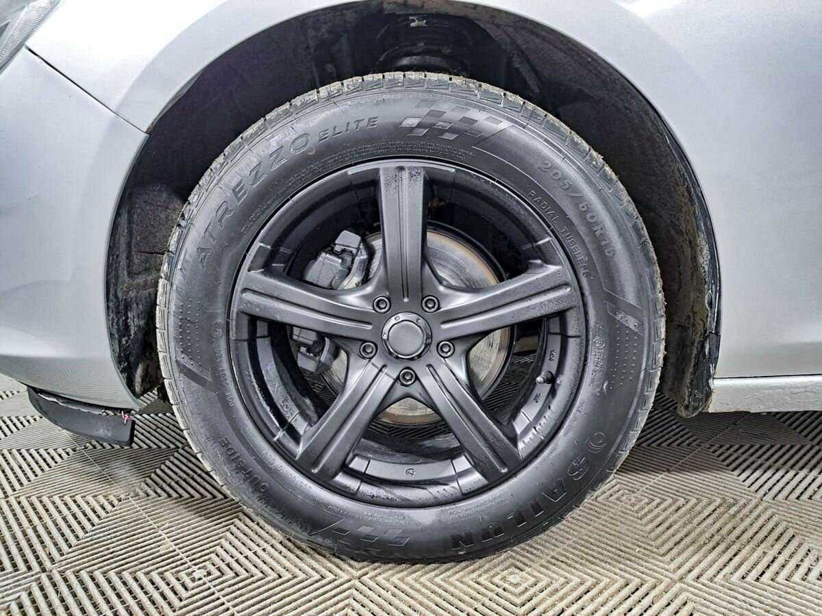 Б/У Опель Астра 2011 года. Фото: #13