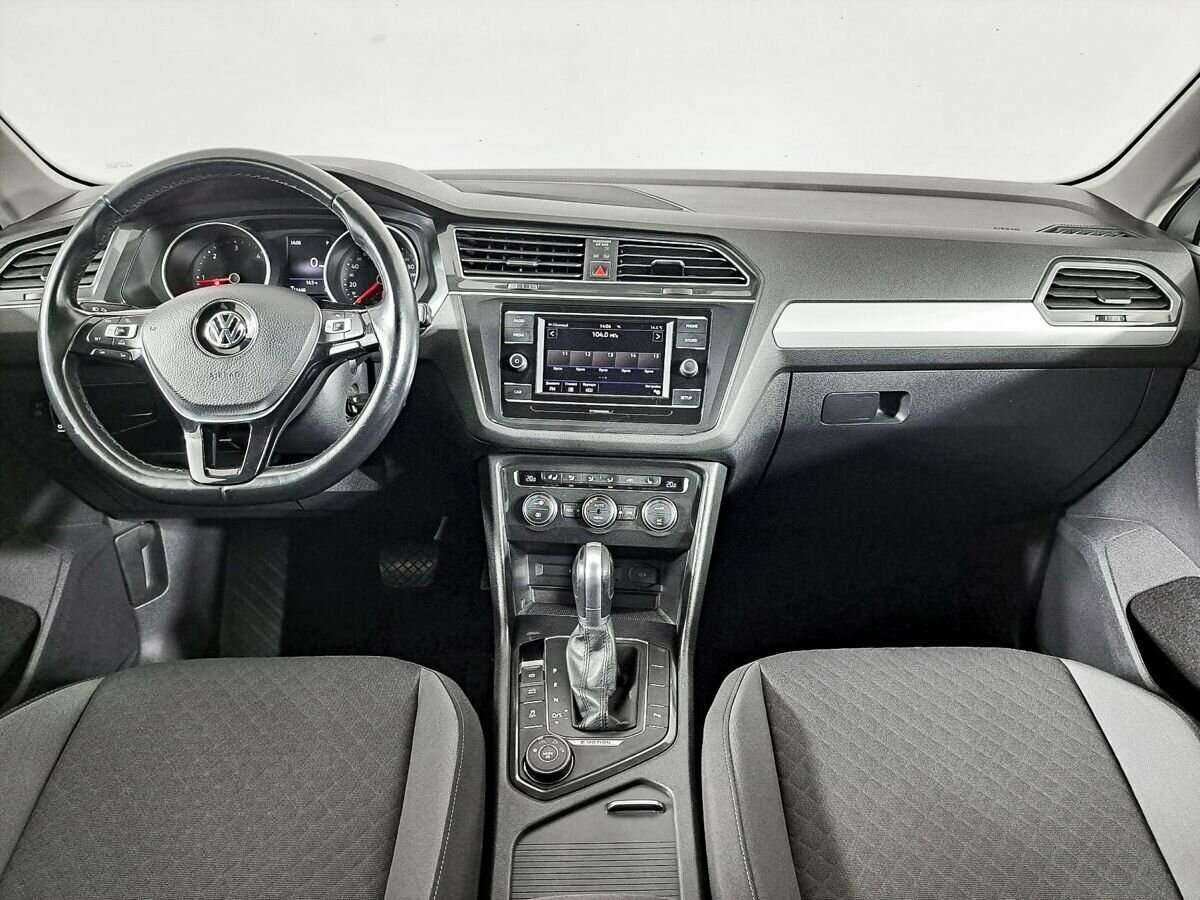 Б/У Фольксваген Тигуан 2017 года. Фото: #11