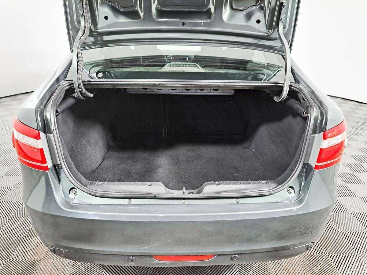 Б/У Лада (ВАЗ) Веста 2017 года. Фото: #6