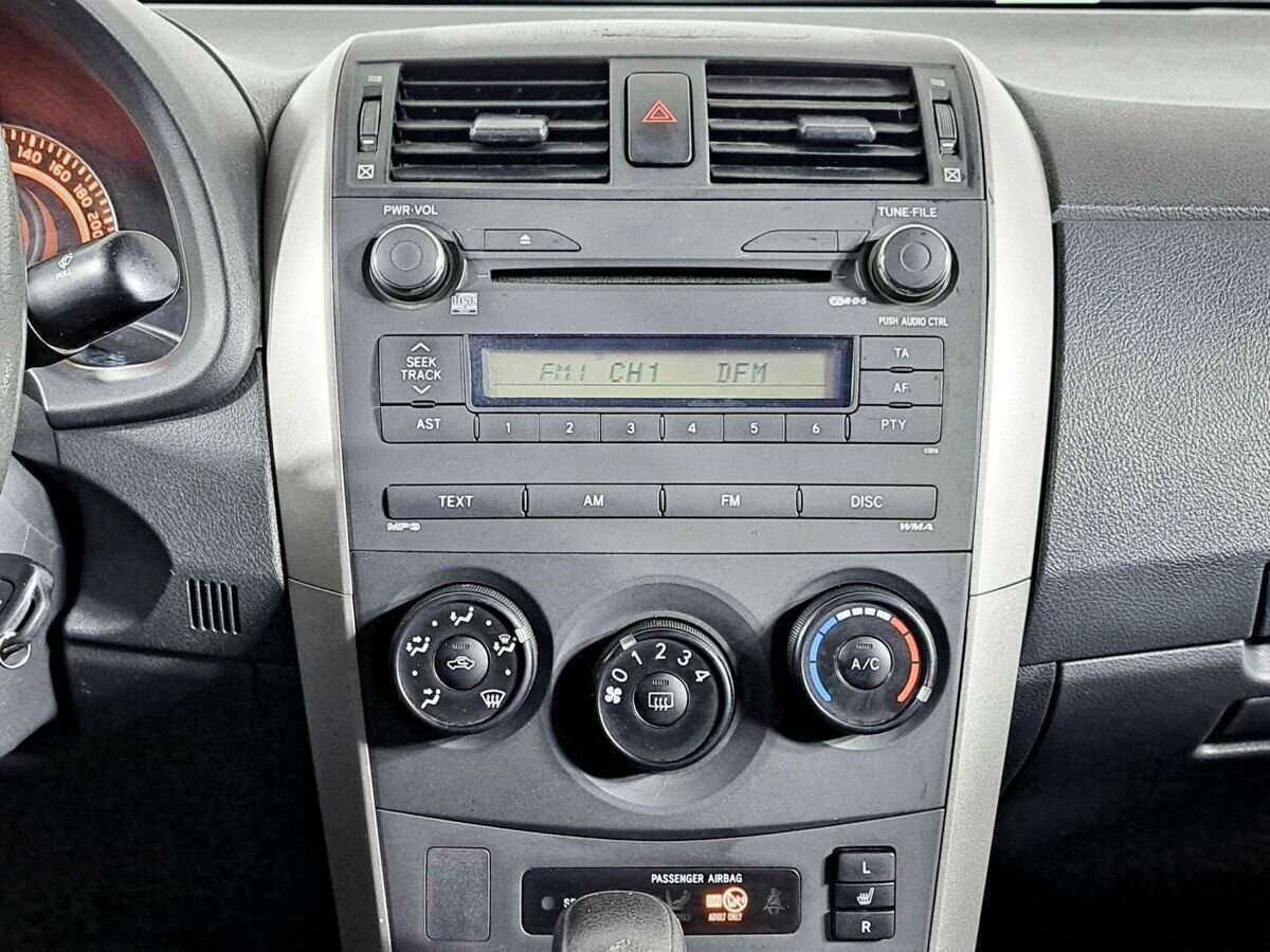 Б/У Тойота Королла 2008 года. Фото: #9