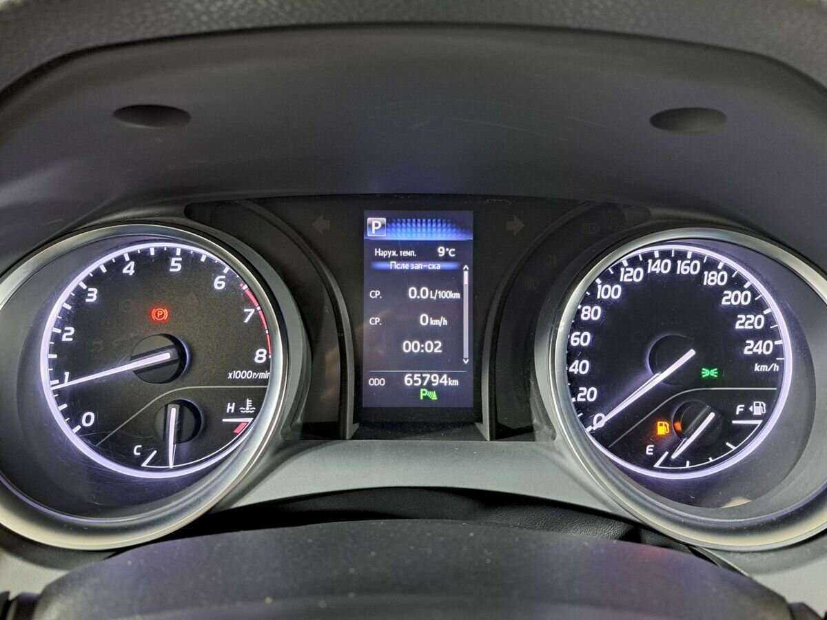 Б/У Тойота Камри 2019 года. Фото: #10