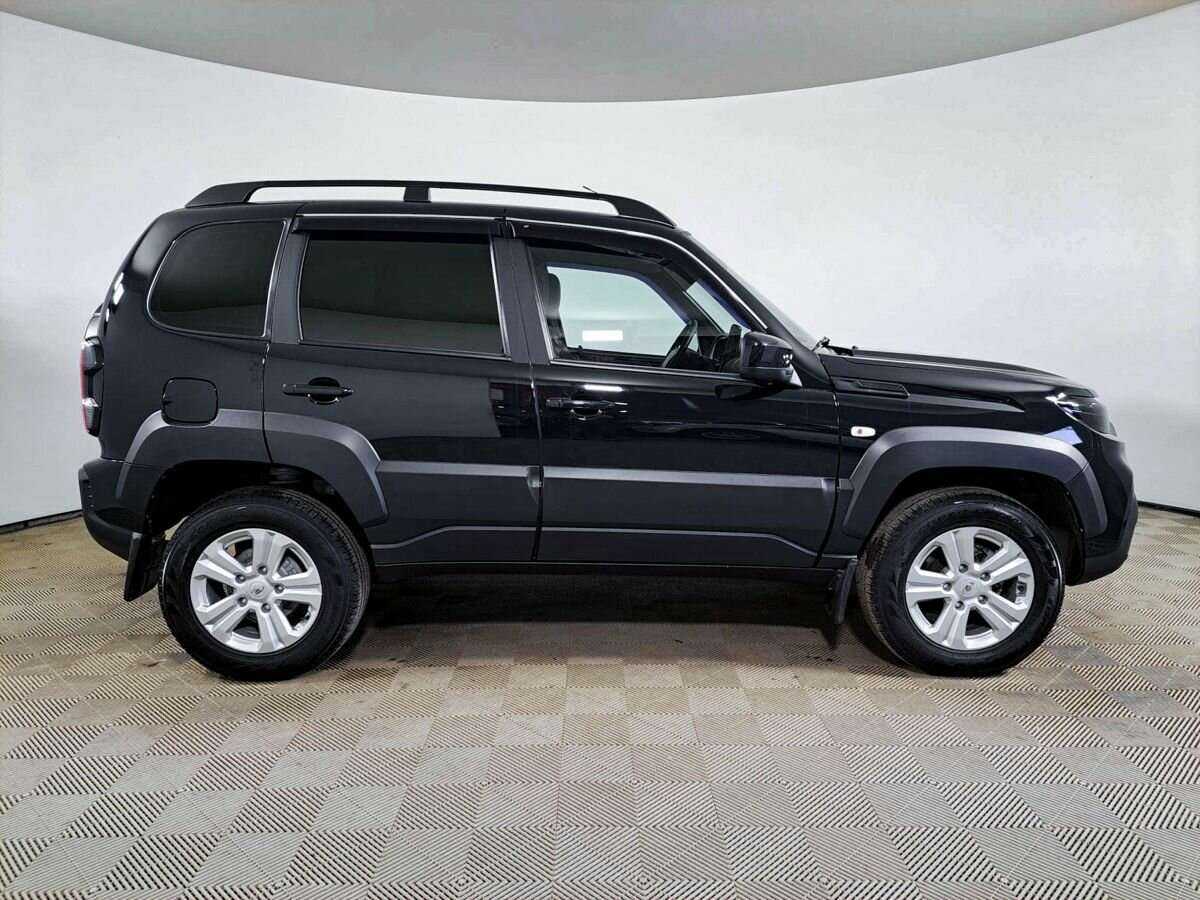 Б/У Лада (ВАЗ) Нива 2023 года. Фото: #3