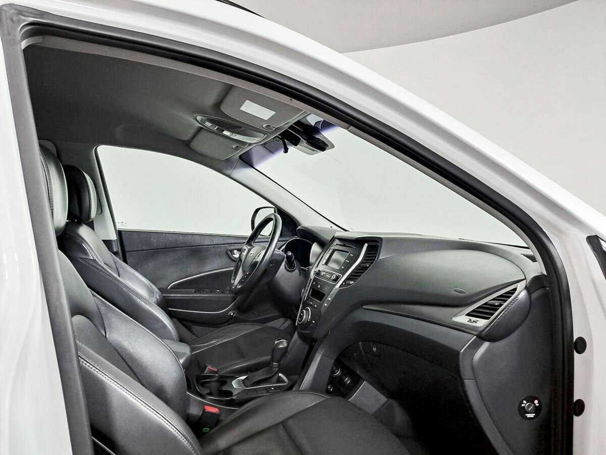 Б/У Хендай Санта Фе 2017 года. Фото: #8