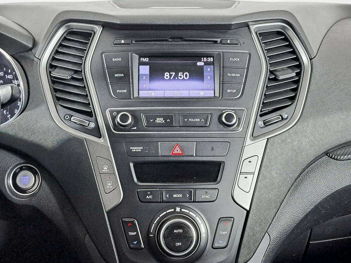 Б/У Хендай Санта Фе 2017 года. Фото: #12