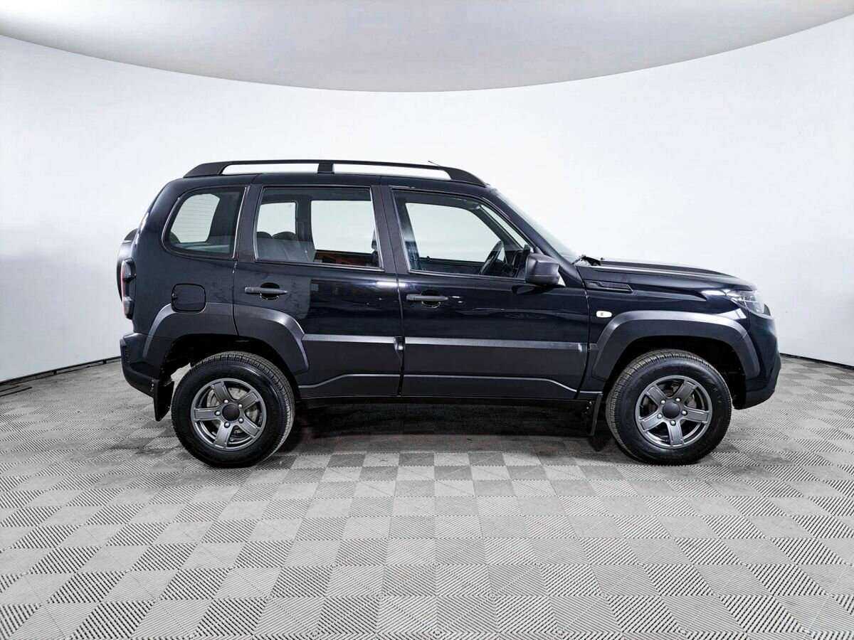 Б/У Лада (ВАЗ) Нива 2023 года. Фото: #3