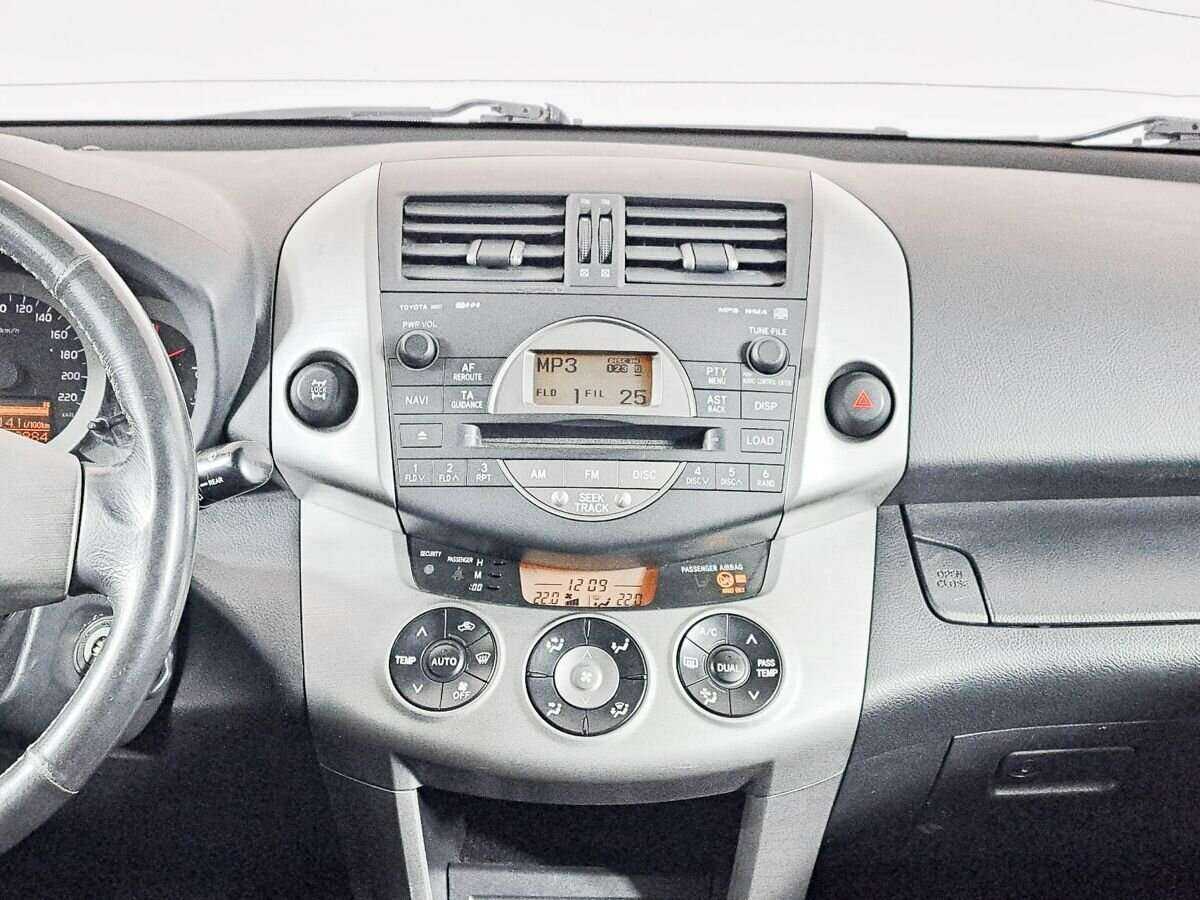 Б/У Тойота Рав4 2006 года. Фото: #12