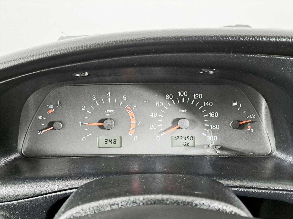 Б/У Шевроле Нива 2013 года. Фото: #10