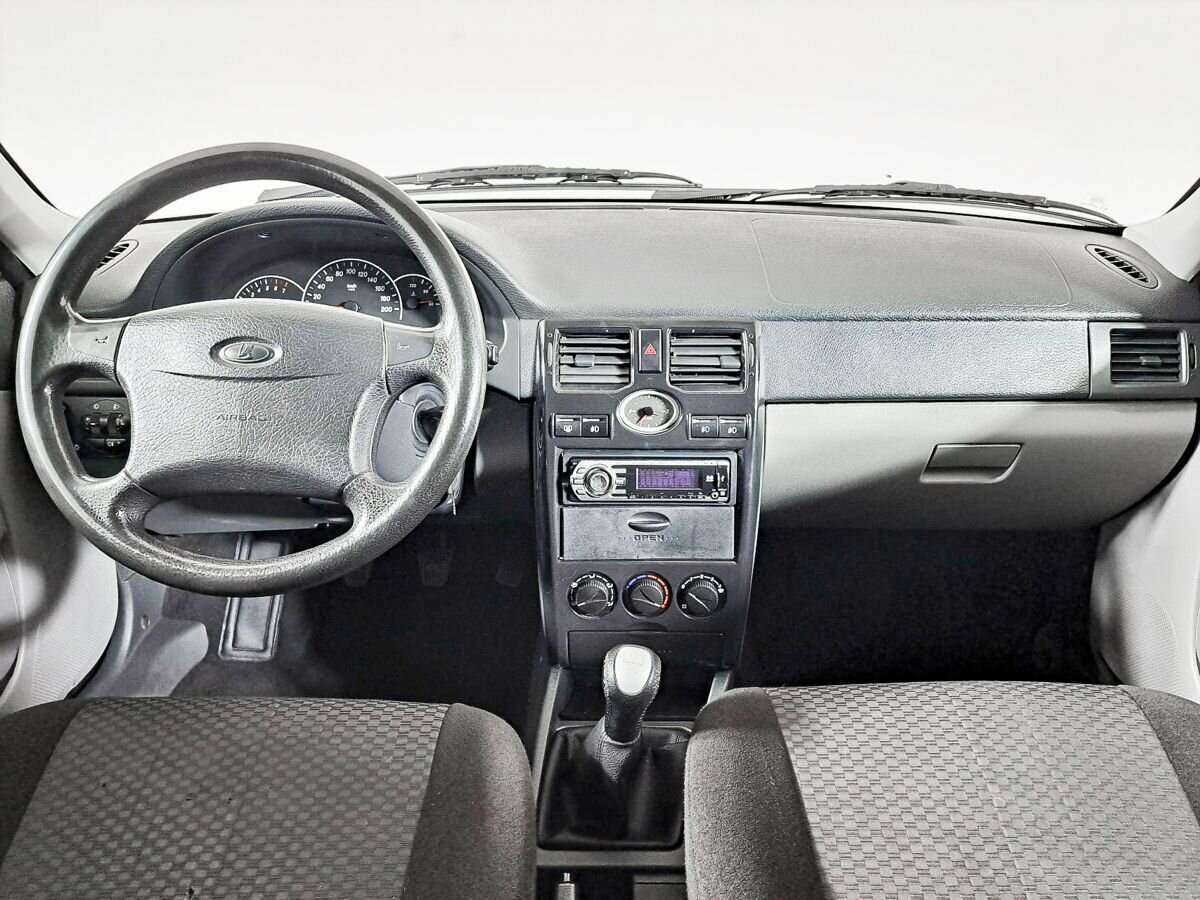 Б/У Лада (ВАЗ) Приора 2011 года. Фото: #10