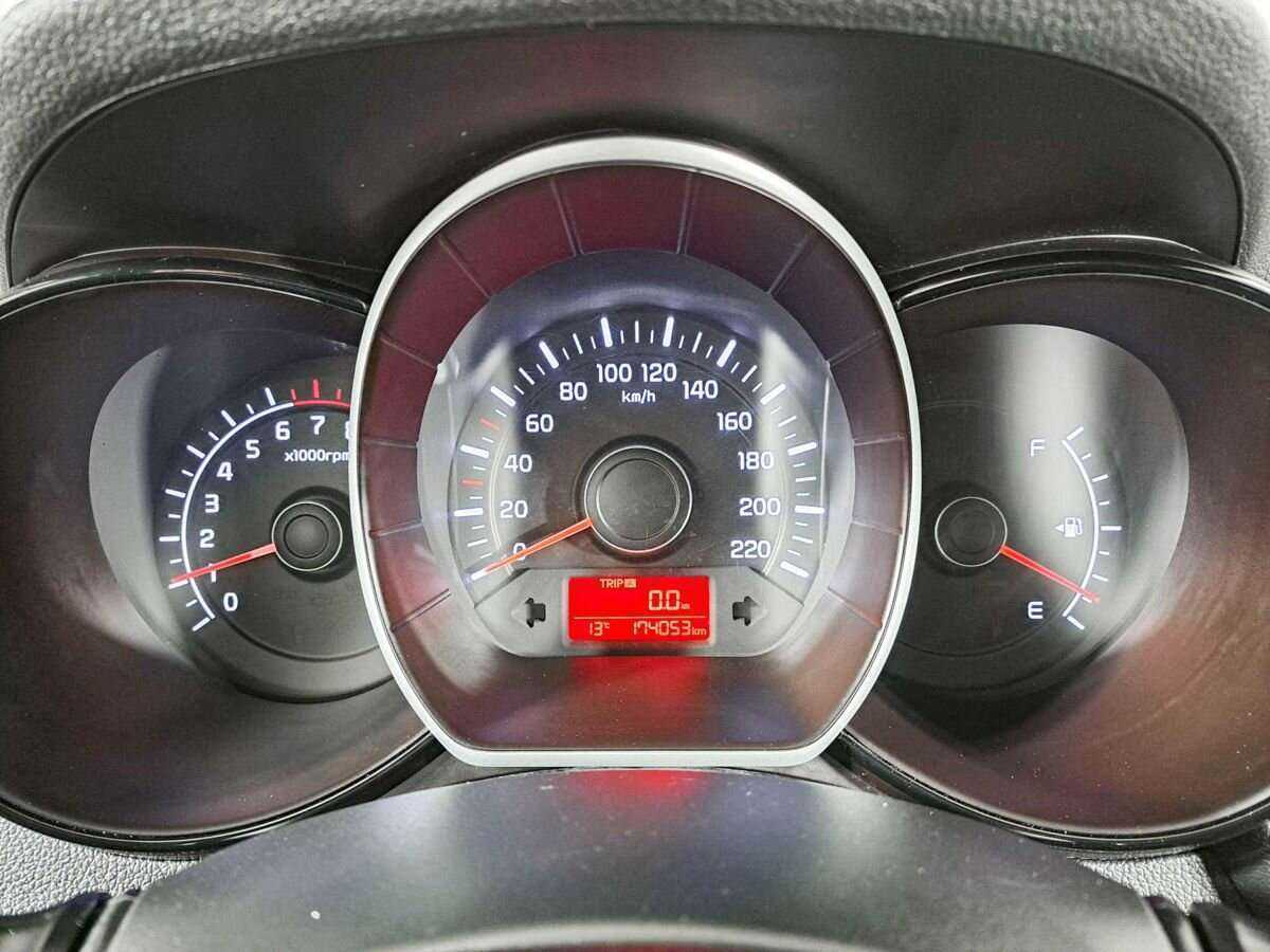 Б/У Киа Рио 2016 года. Фото: #10