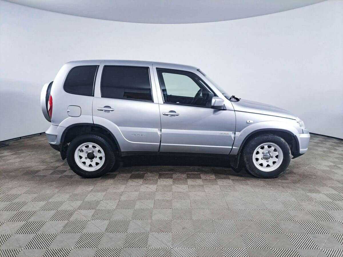 Б/У Шевроле Нива 2016 года. Фото: #3