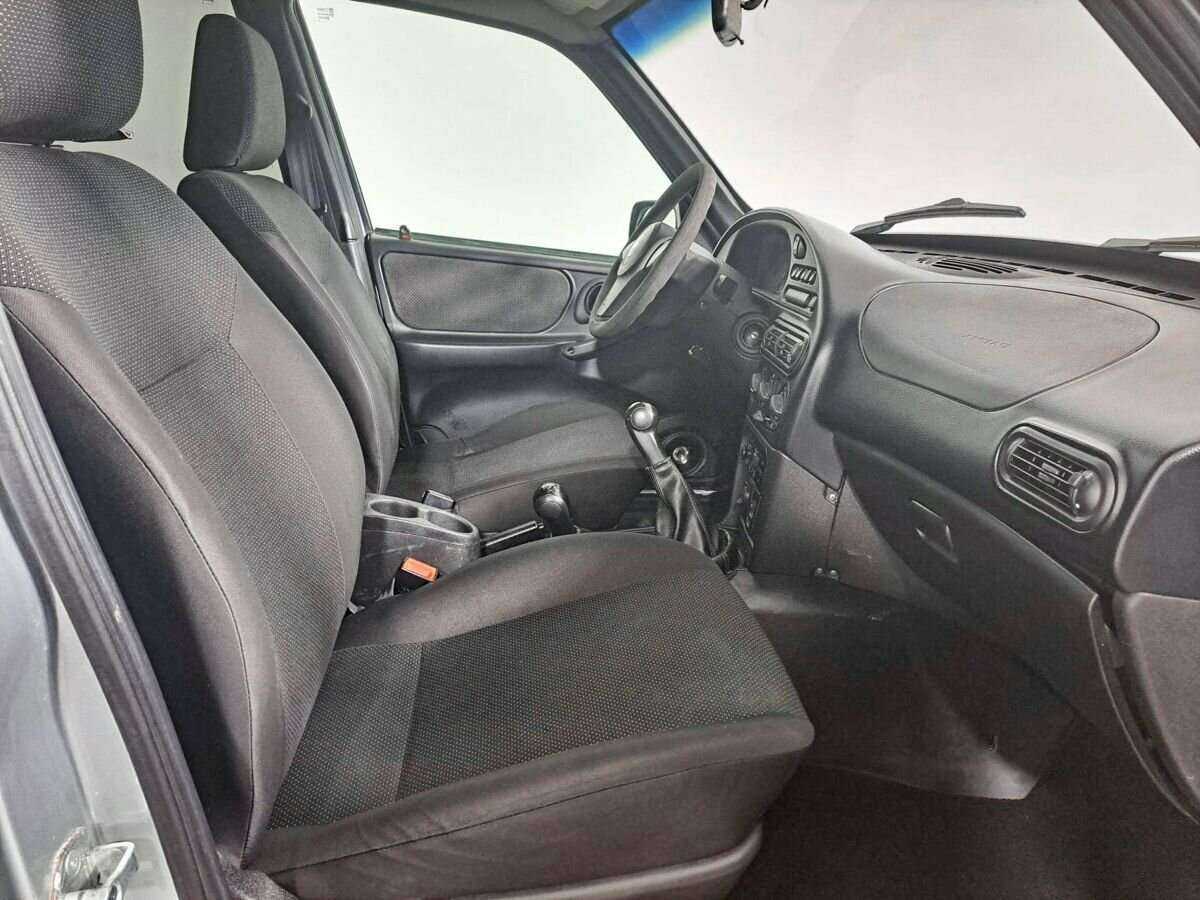 Б/У Шевроле Нива 2016 года. Фото: #8