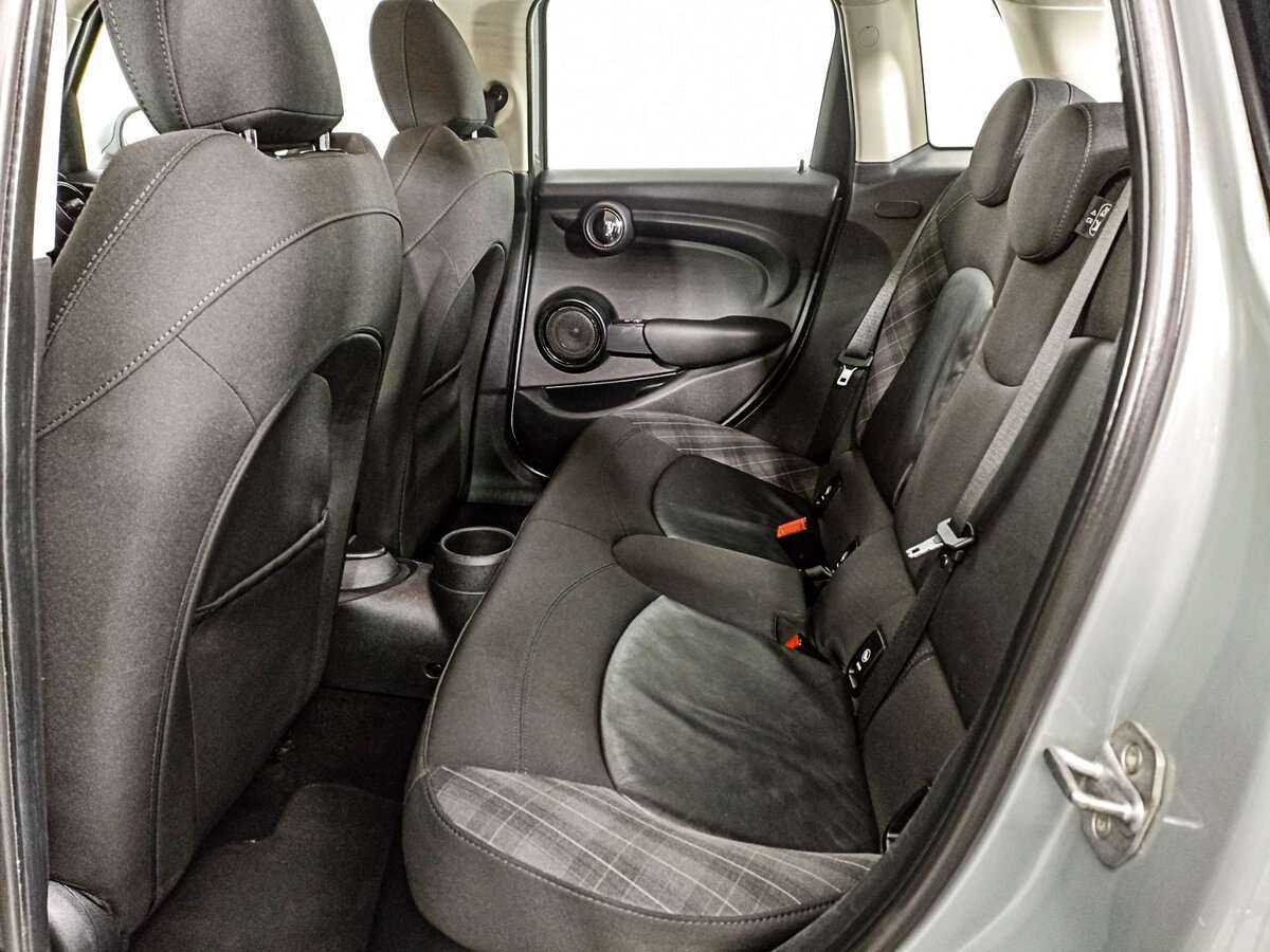 Б/У Мини Хэтч 2018 года. Фото: #9