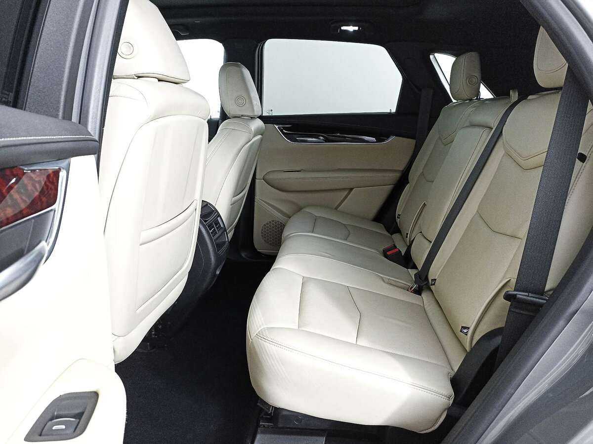 Б/У Кадиллак ИксТ5 2019 года. Фото: #9