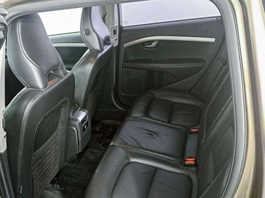 Б/У Вольво ИксЦ70 2011 года. Фото: #9