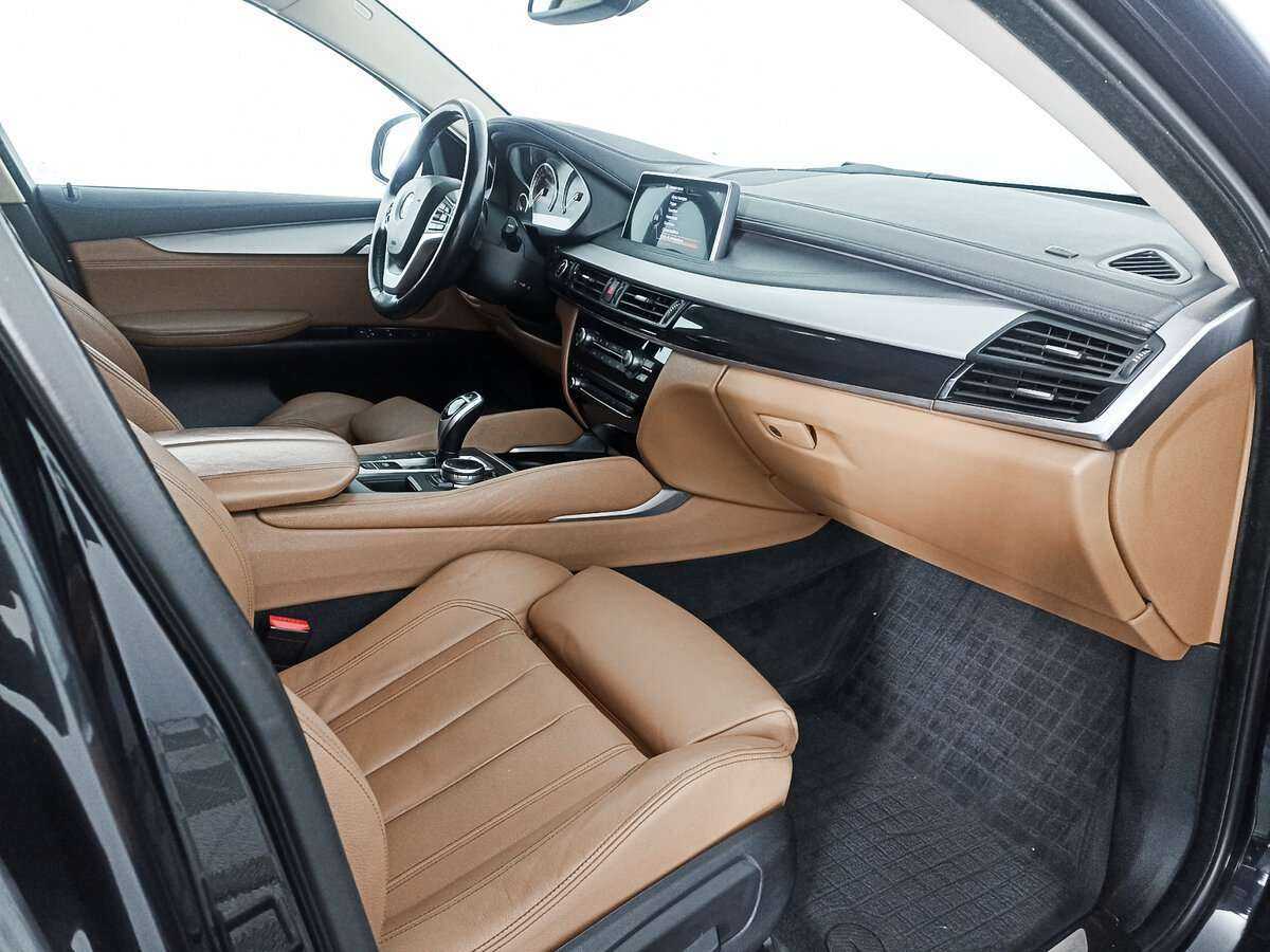 Б/У БМВ Икс6 2015 года. Фото: #7