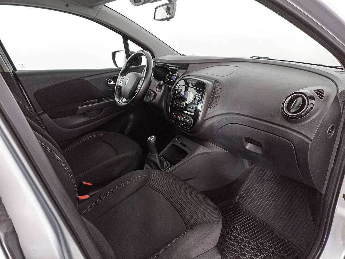 Б/У Рено Каптюр 2018 года. Фото: #8